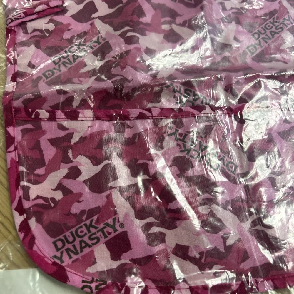 Duck Dynasty Pink Camo‎ Coated Toddler Bib - New in Package Lot Of 3